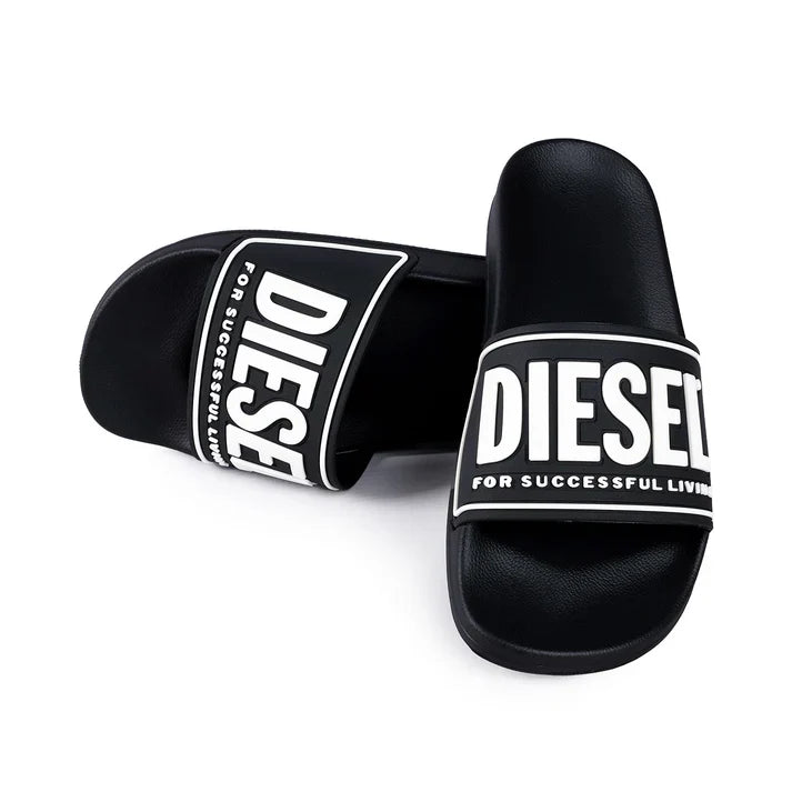 Sa-Mayemi-Rubber slides with embossed logo